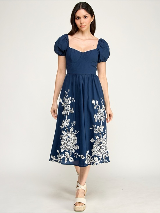 Dresses & Skirts - Row A Juniors' Embroidered Sweetheart Neck Midi Dress